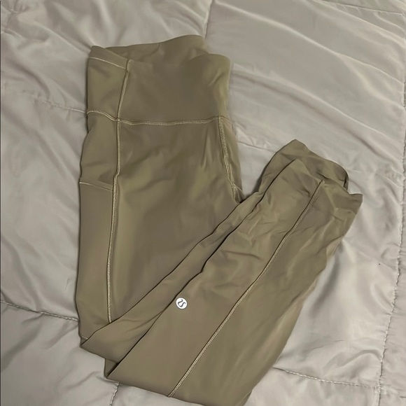 lululemon athletica Pants - Women's Green Yoga Pants